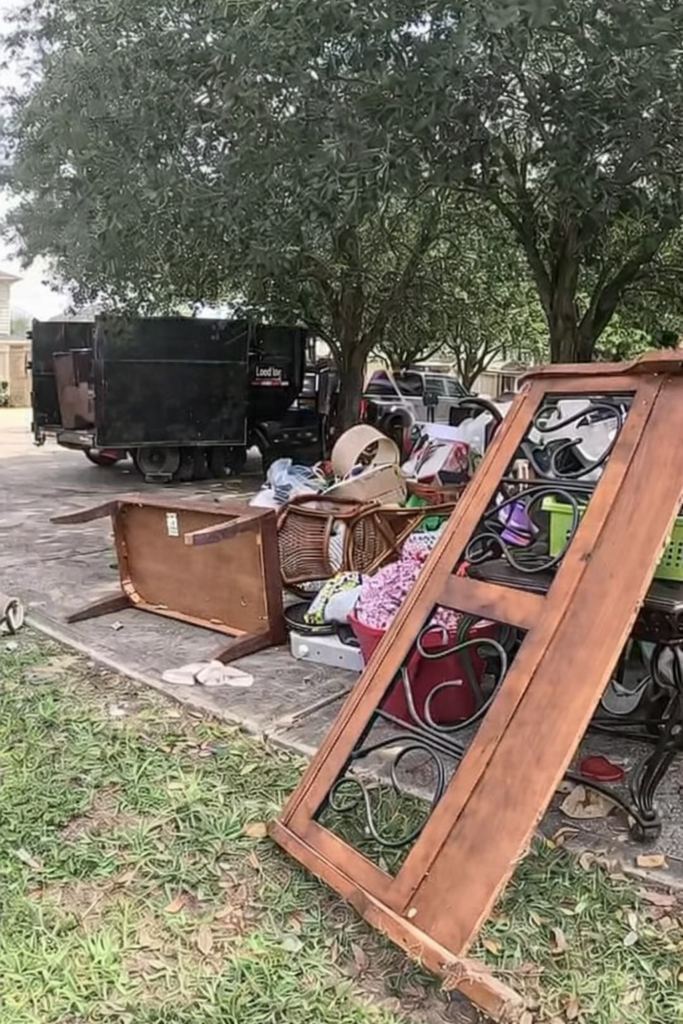 huntingtonjunkremovalyardcleanbefore