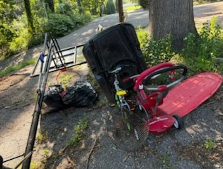 Property Cleanup in Huntington Station, NY – Trash and Yard Debris Removal (August 5) 30pear bball hoop